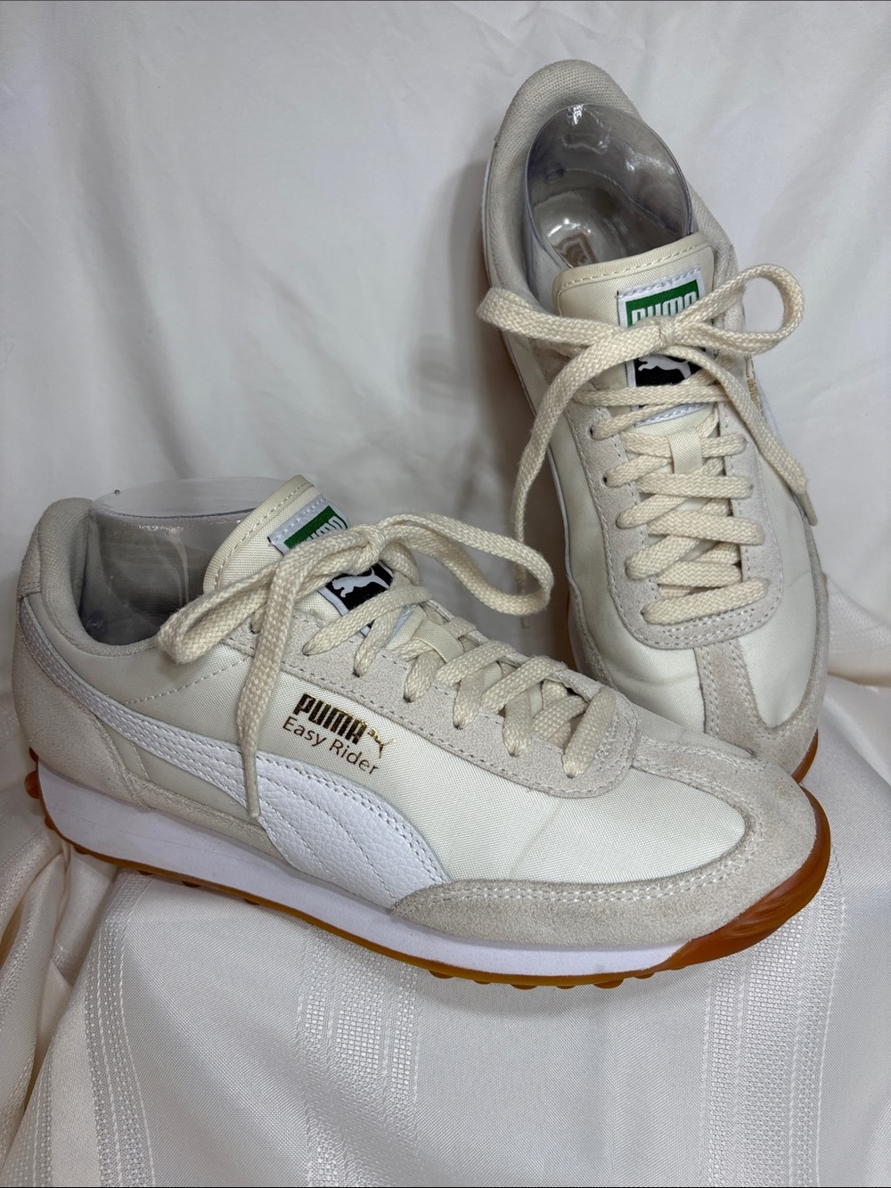 Puma Easy Rider Unisex Cream & White Low-Top Vintage Style Sneakers